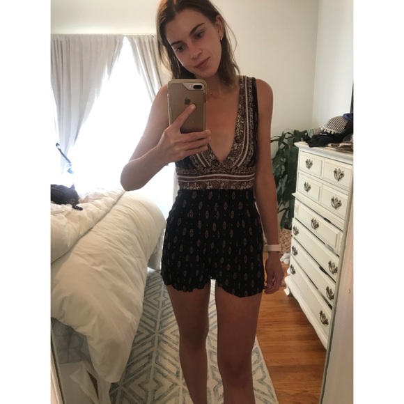 Urban Outfitters Ecote romper size 2 - Picture 2 of 5